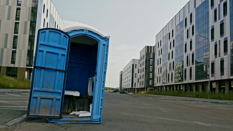 Best Standard Portable Toilet Rental  in Salem, VA